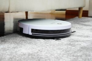 Revolutionize Cleaning: Discover the ultimate 3-in-1 vacuum robot at Kowon